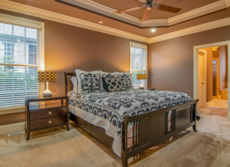 How To Clean Ceiling Fans Without Making A Mess Easily And Fast