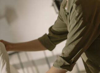 How To Wash Pillows And Duvets Properly For Ultimate Cleanliness