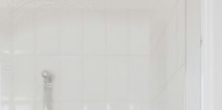 How To Remove Hard Water Stains From Shower Glass Easily Today