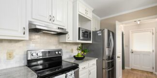 How To Clean A Microwave Using Just A Lemon For Sparkling Results